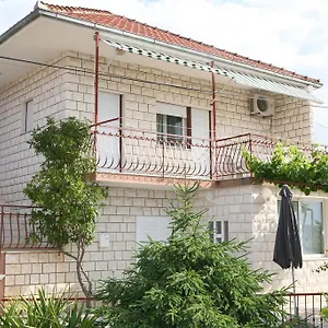 Nives Apartman Trogir