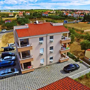 Ivana Apartman Sveti Filip i Jakov
