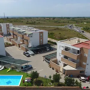 Village Apartman Nin